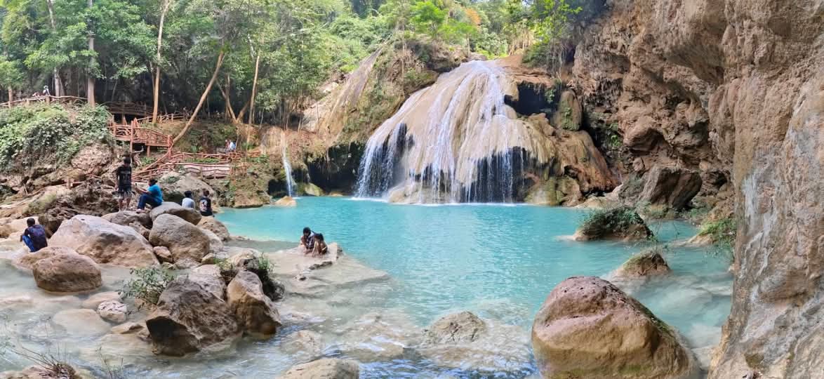 #น้ำตกสีฟ้า แห่ง #อุทยานแห่งชาติแม่ปิง #ลำพูน : )

หรือชื่ออย่างเป็นทางการคือ #น้ำตกก้อหลวง 🌳 กับความสดใสแบบปิ๊งๆ เตรียมต้อนรับหนาวนี้ ไปสัมผัสกันได้เลยนะครับที่ #อุทยานแห่งชาติแม่ปิง #ลี้ #ลำพูน

#TheTravelRoute