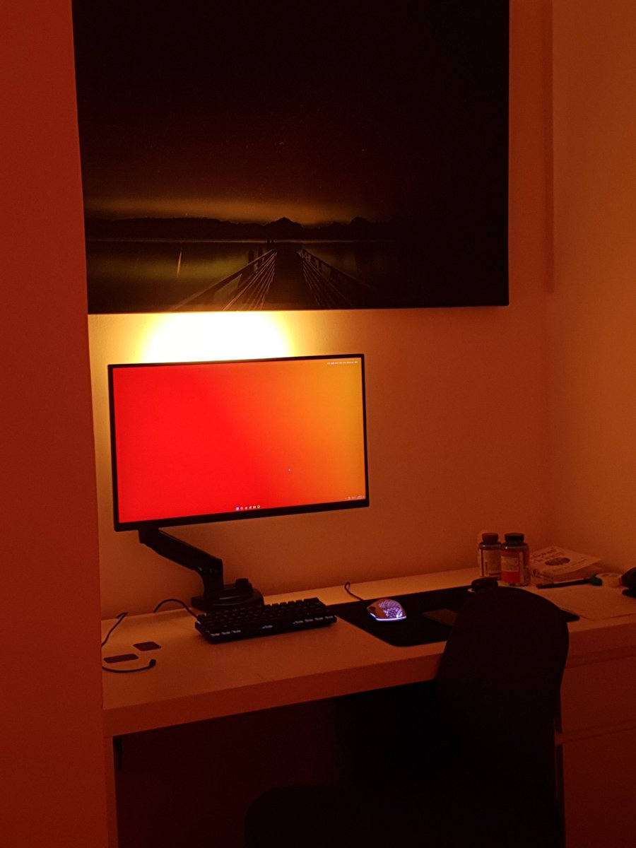 cleandeee's tweet photo. NEW Christmas setup..... https://t.co/7tUAVuvuFf