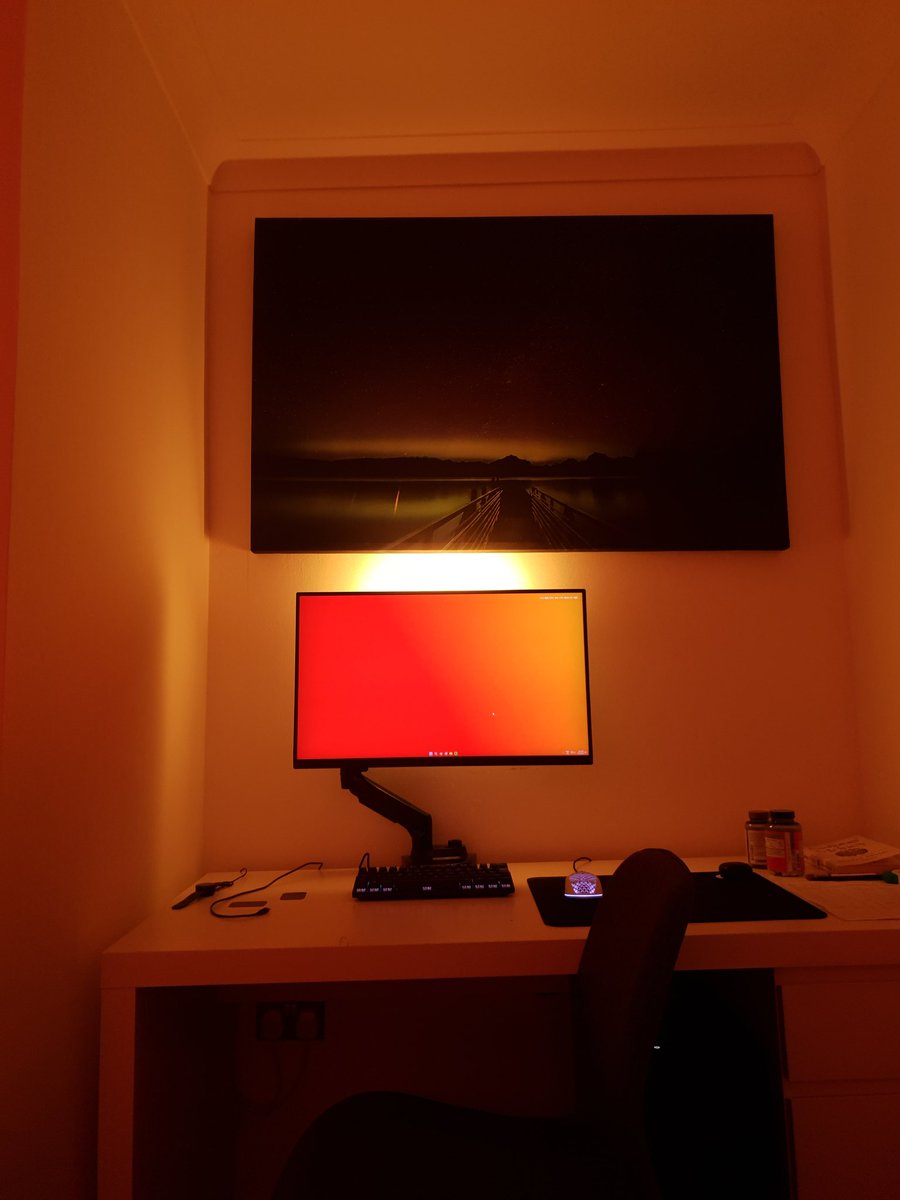 cleandeee's tweet photo. NEW Christmas setup..... https://t.co/7tUAVuvuFf