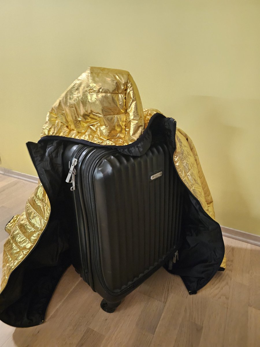 Et_smartere_liv's tweet image. Vel! Fra det ene til det andre 🤪 Nå venter guttetur til Zürich for å se #Slipknot.

Ting er bedre nå, selv om det gjerne også kunne vært litt mer stabilt. På én måte litt dårlig timing at turen er nå, men også litt fint. Blir bra med 2,5 dager som bare skal handle om gøy 🍻🎉