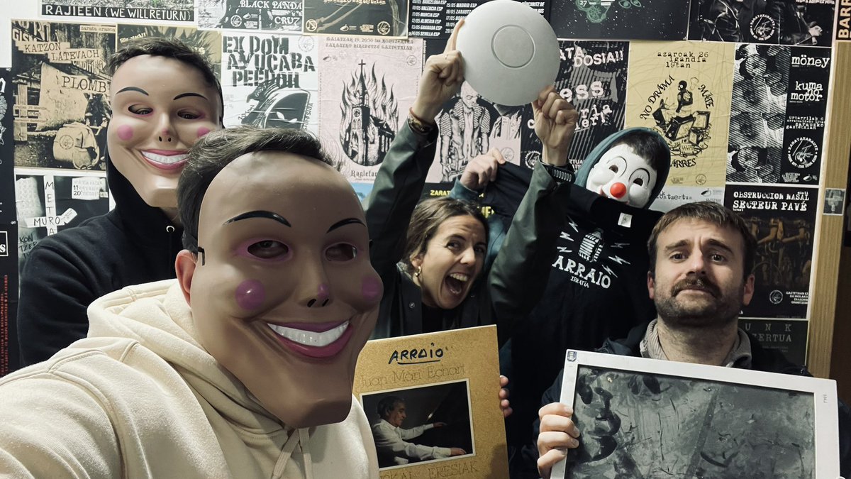 ✨177. Saioa✨

Spotify: open.spotify.com/episode/50c4uP…

Arraio: arraio.eus/2024/12/maiale…