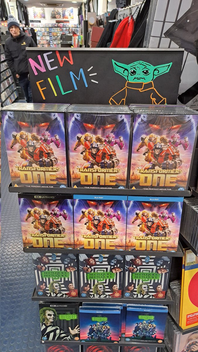 Released today #transformersone 

Come grab your copy now

#hmvtransformers

<a href="/TheLanesSC/">The Lanes Shopping</a>