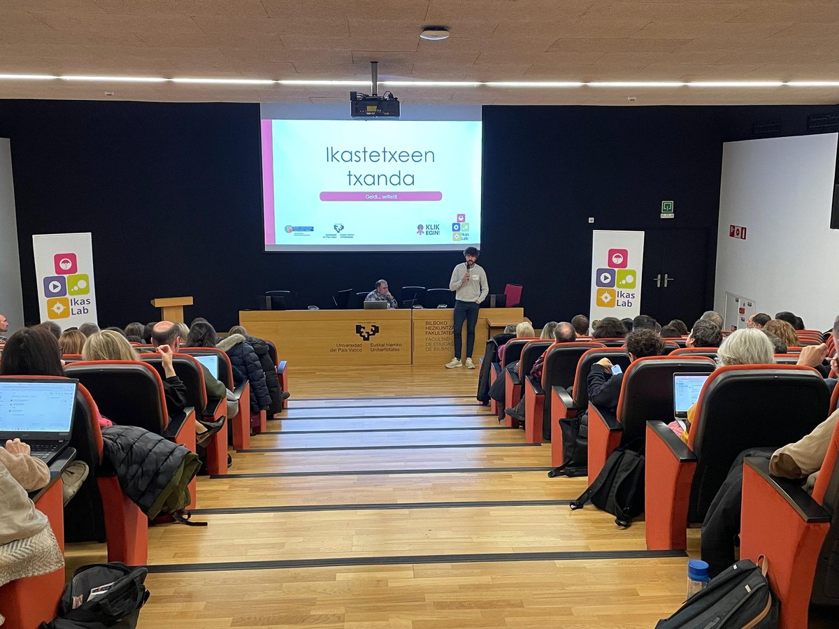digigunea's tweet photo. 💡Ikastetxeen txanda!

Plaentxi Herri Eskolak, Samaniego Herri Ikastetxeak @SamaniegoTolosa, Gainzuri Ikastetxe Publikoak @GAINZURI, Fray Juan de Zumarraga BHI-k eta Gorbeia Eskolak hartu dute hitza.
Beraien IkasLab gelak, esperientziak, zailtasunak eta indarguneak aipatu dituzte https://t.co/c3jaAa7N6D