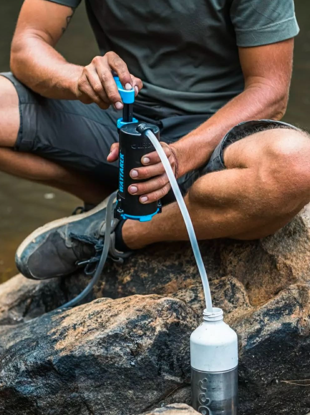 LifeSaverScandi's tweet photo. Liten + Kraftfull + Lättanvänd = Lifesaver Wayfarer

Vattenrenaren som gör det enkelt att fylla upp egna behållare med säkert dricksvatten. https://t.co/2lw1pfxdhh