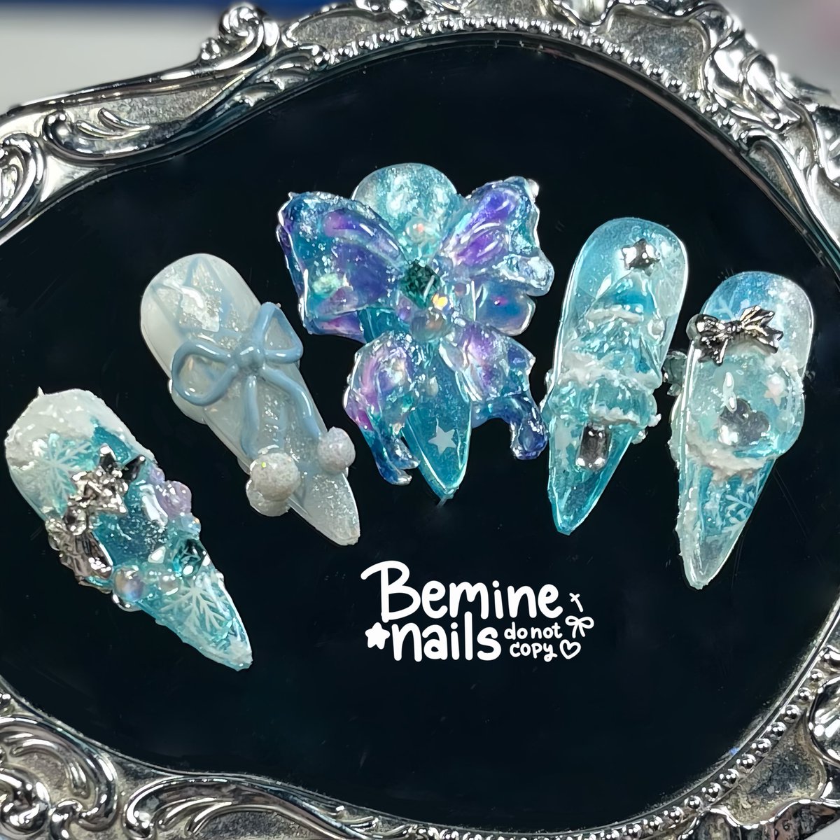 Blue winter 🦋❄️☃️