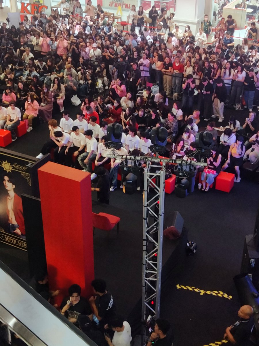 noowin55's tweet photo. ซีนุนิว คอมพลีทแย้วววววชีวิตติ่งฉัน น้ำตาไหลเลย😗 รักเขา🤍 https://t.co/GbsvDLDiZ8