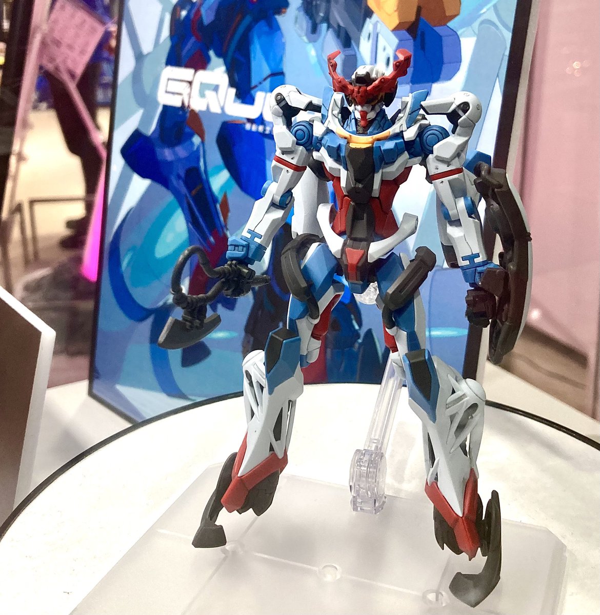 早くもジークアクスのモックが飾られていた。早いなバンダイナムコ。