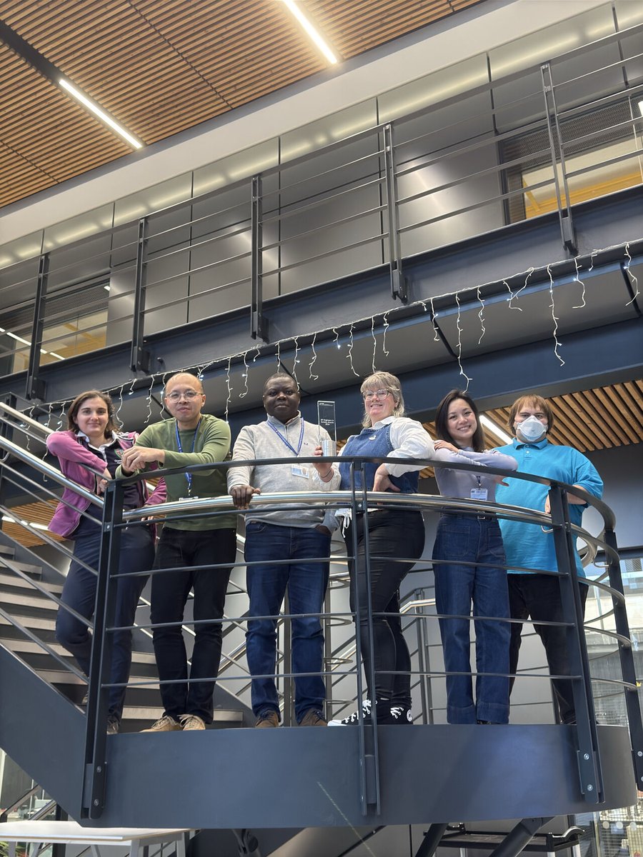 Digital Roads Prosperity Partnership research team won the Engineers In Society: Digital Futures Award at the Institution of Engineering and Technology (IET) Excellence and Innovation Awards 2024🏆 

<a href="/CostainGroup/">Costain Group</a>  <a href="/NationalHways/">National Highways</a>  <a href="/transportgovuk/">Department for Transport</a>  <a href="/Cambridge_Uni/">Cambridge University</a> #Didimi <a href="/EPSRC/">Engineering and Physical Sciences Research Council</a>