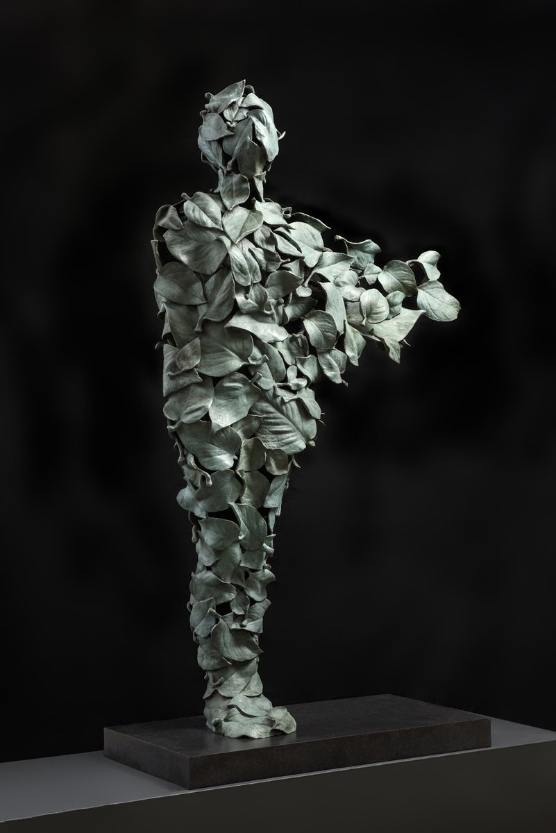 With the way we have all been wind-blasted in the last few days, this is another apposite Anna Gillespie sculpture......

Anna Gillespie
Among the Trees
Bronze, Ed. of 9
115 x 30 x 63 cm.
POA
