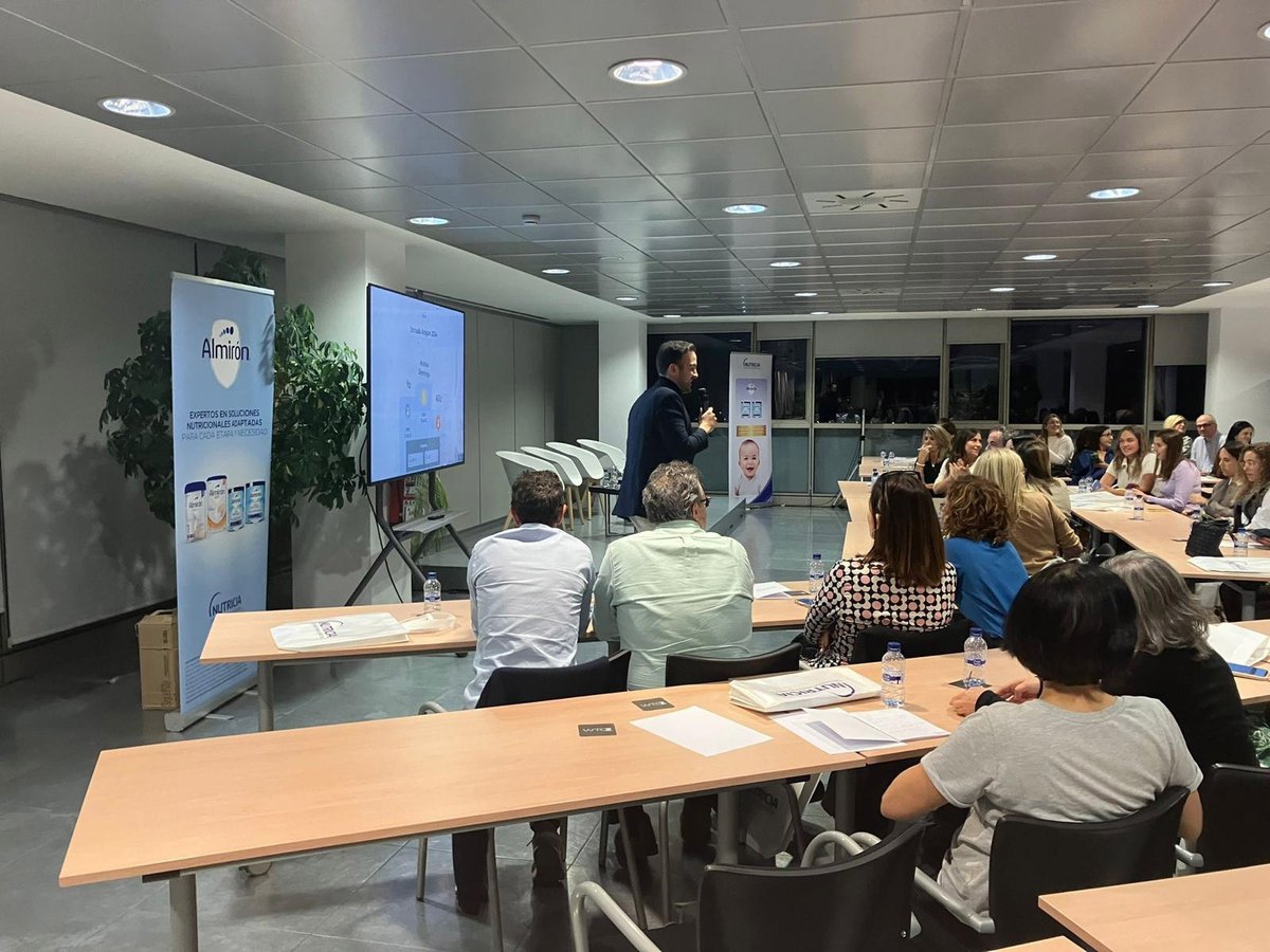 Nutricia_es's tweet photo. 🗓️ En noviembre se celebró la 1ª edición de las Jornadas Aragón, donde se abordaron temas pediátricos relevantes, como la #esofagitis eosinofílica y la importancia de los primeros 1000 días de vida.
📖¿No pudiste asistir?
👉 Accede al resumen de la jornada: https:/nutriciaprofesionales.nutricia.es/la-1a-edicion-de-la-jornada-nutricia-en-aragon/
#pediatría