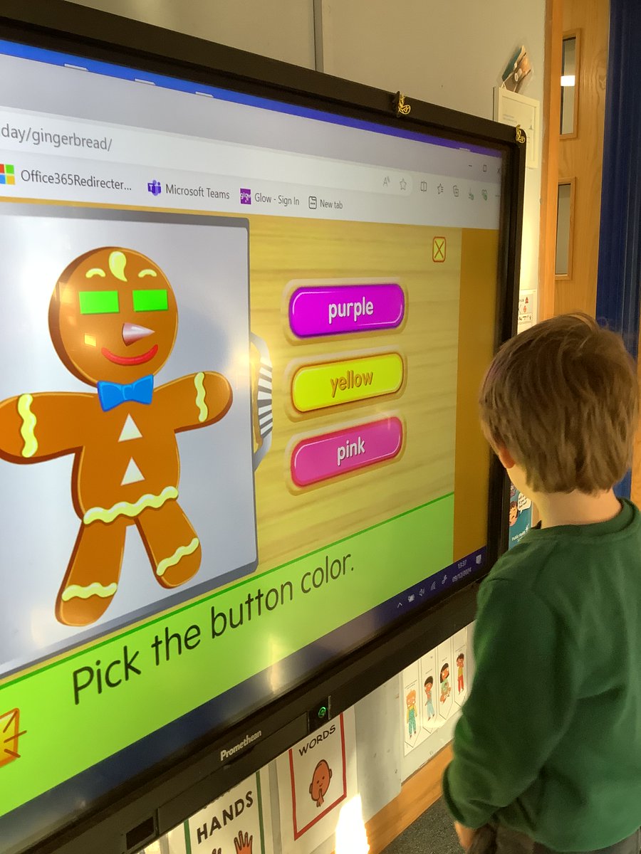 We are using our computer skills to decorate our own Gingerbread men and woman. We are learning 2D and 3D shapes and colours.  #3Dshapes #2Dshapes #gingerbreadman. #computerskillsforchildren