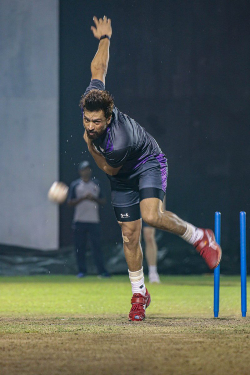 JaffnaTitans's tweet photo. PRACTICE MAKES PERFECT!
Our Jaffna Titans bowlers are leaving no stone unturned in their preparation for the Lanka T10! 

Today’s practice session was a great display of their hard work and teamwork! 

#JaffnaTitans #LankaT10 #PracticeSession #BowlingUnit https://t.co/h9jzd92wVw