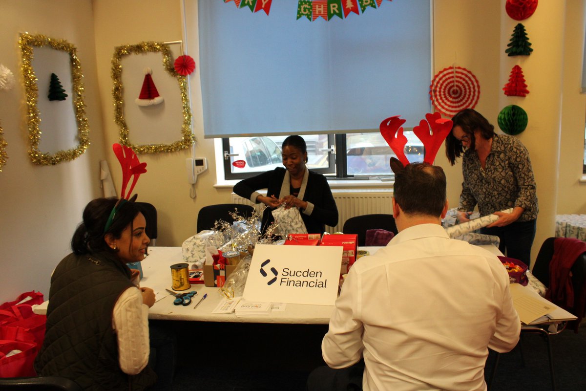 Sucden Financial Limited (@sucdenfinancial) on Twitter photo Recently, some of our team joined <a href="/EastEnd_CF/">East End Community Foundation</a> at their headquarters to help put together packs for their winter appeal, which aims to raise over £50,000 to provide 1000 vulnerable older residents in the East End of London with their critical winter essentials.
Learn more about Recently, some of our team joined <a href="/EastEnd_CF/">East End Community Foundation</a> at their headquarters to help put together packs for their winter appeal, which aims to raise over £50,000 to provide 1000 vulnerable older residents in the East End of London with their critical winter essentials.
Learn more about