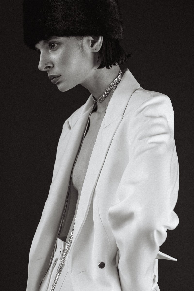 pobedeen ⚫️ tweet media