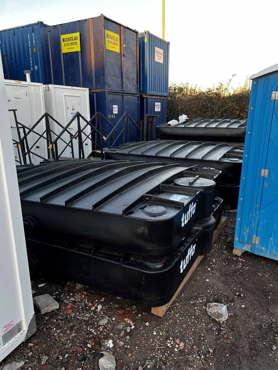 TuffaTanks's tweet image. 🚧 Proud to supply 10 Tuffa plastic effluent tanks to DAVLAV, a leader in site welfare solutions.

💬 “Durable, light &amp;amp; much cheaper than steel alternatives. Great value for our business!”

#TuffaTanks #EffluentStorage #SiteSolutions