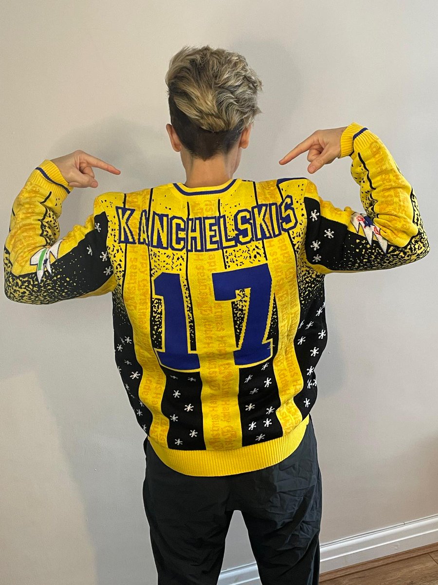 Sue Smith (@suesmith8) on Twitter photo Thank you <a href="/classicshirts/">Classic Football Shirts</a> for my amazing #Everton Christmas Jumper. Love it ๐.
#COYB #Christmas2024 #EFC Thank you <a href="/classicshirts/">Classic Football Shirts</a> for my amazing #Everton Christmas Jumper. Love it ๐.
#COYB #Christmas2024 #EFC