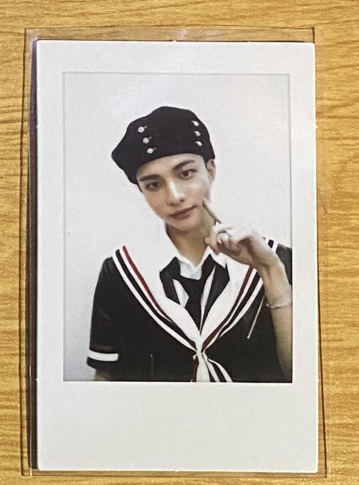 loveskzteen's tweet photo. WTS LFB STRAY KIDS PH
CHARCOAL SHIRT SET
༉ onhand | x sensi !! 
༉ sold as set only 
༉ ₱2,100 (shirt) + ₱900 (yzy pola)

dop: payo / 24 hrs 
— rcbyt https://t.co/BOwWLfcqJq

t. wts lfb stray kids skz ph dominate bulacan merch charcoal t-shirt hyunjin yzy withfans polaroid https://t.co/WPKNO9q2t5