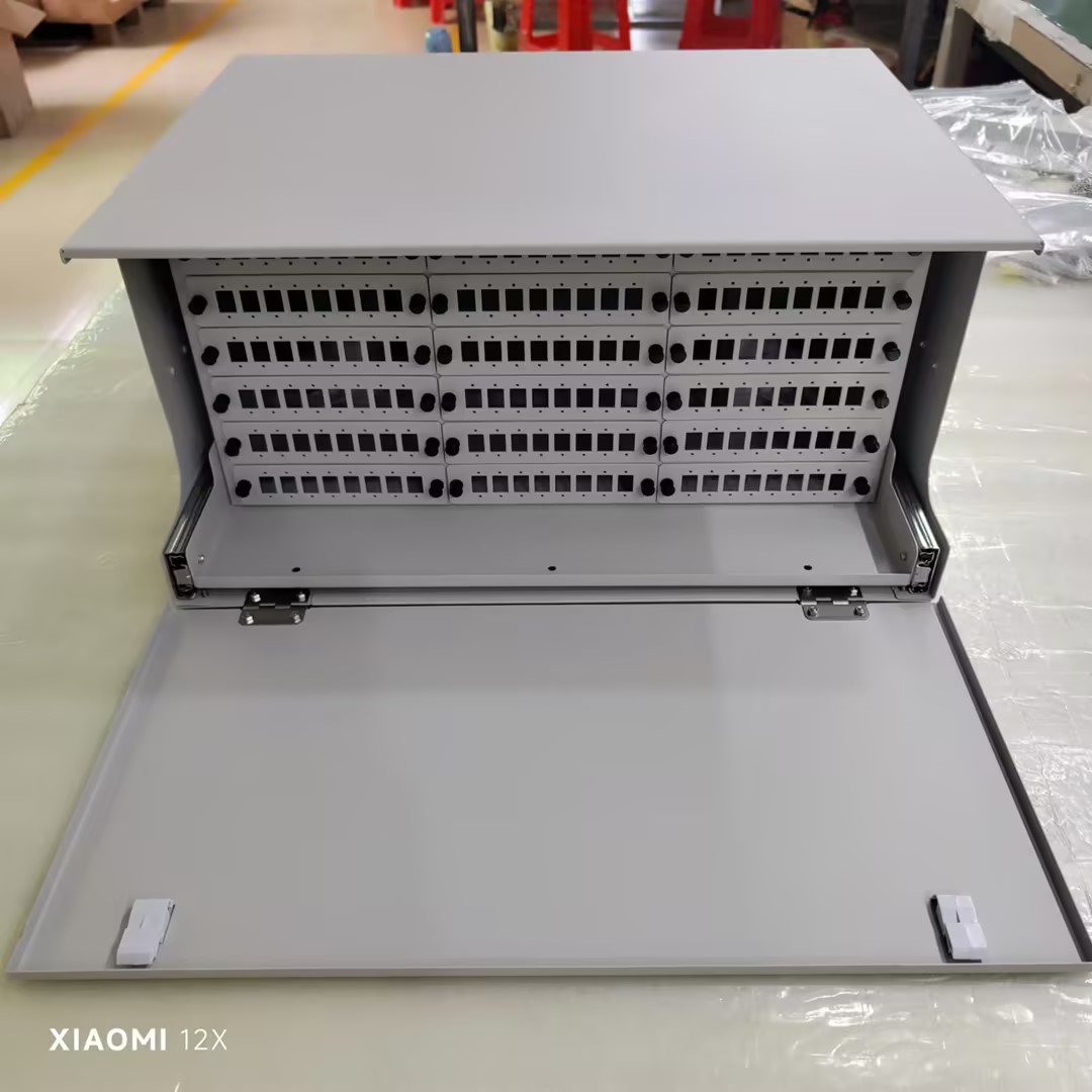 RikaNing222598's tweet photo. 19inch fiber optic patch panel
#spliceclosure #splicebox #fiberenclosure #fosc #fiberopticspliceclosure #fibreenclosure #telecommunication #OSP #FOSC #fiber #ODF #Telecomunicación #telecom #manufacturing
https://t.co/Q4Yh9gclha https://t.co/5cFWGH00F3