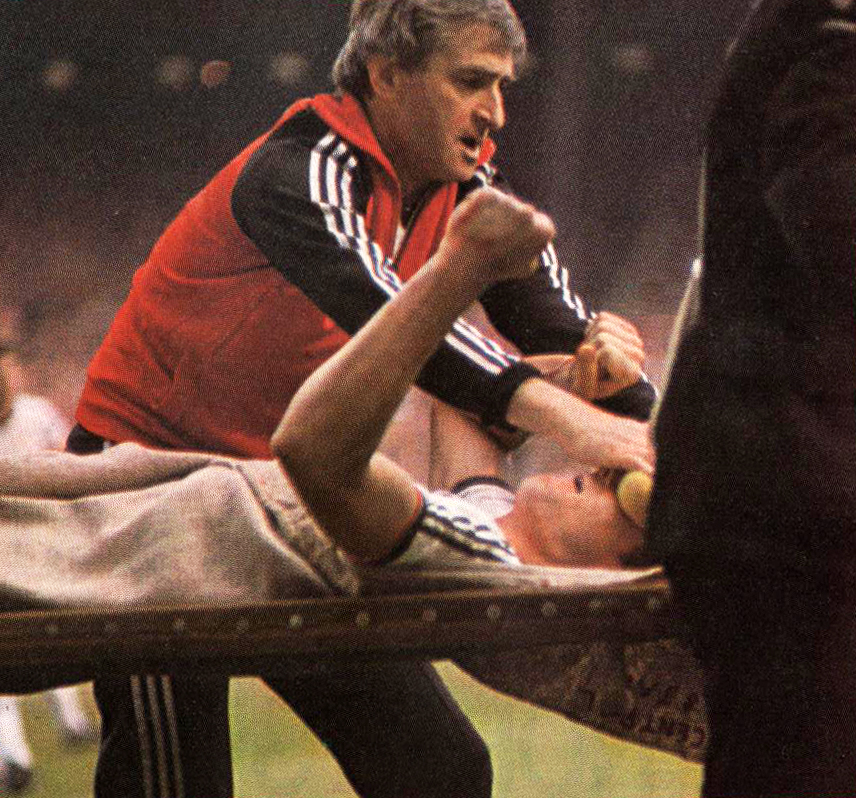 One Norman Whiteside tweet media