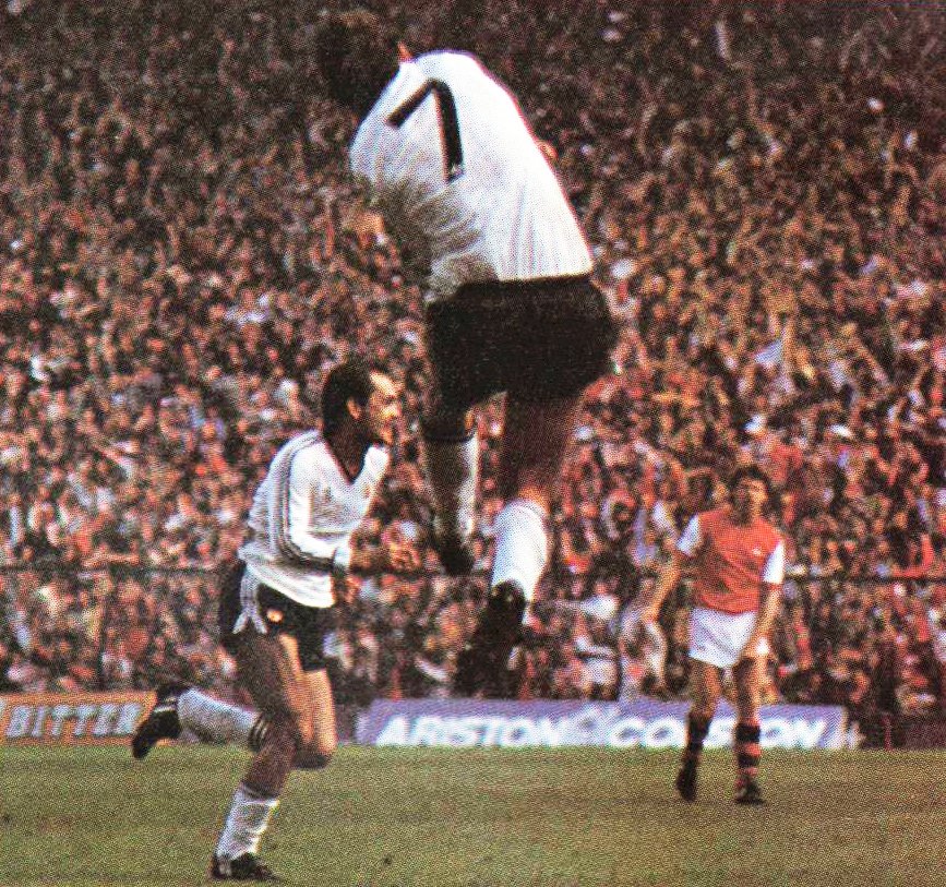 One Norman Whiteside tweet media