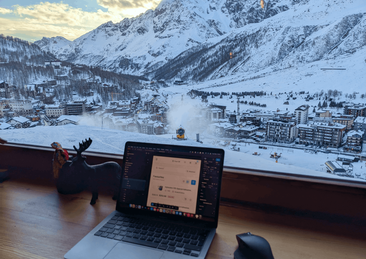 studio_keentms's tweet photo. Fresh snow, fresh designs—KeenThemes Studio projects in motion ⛷️

#cervinia #ski #design https://t.co/RlbArDUEYi