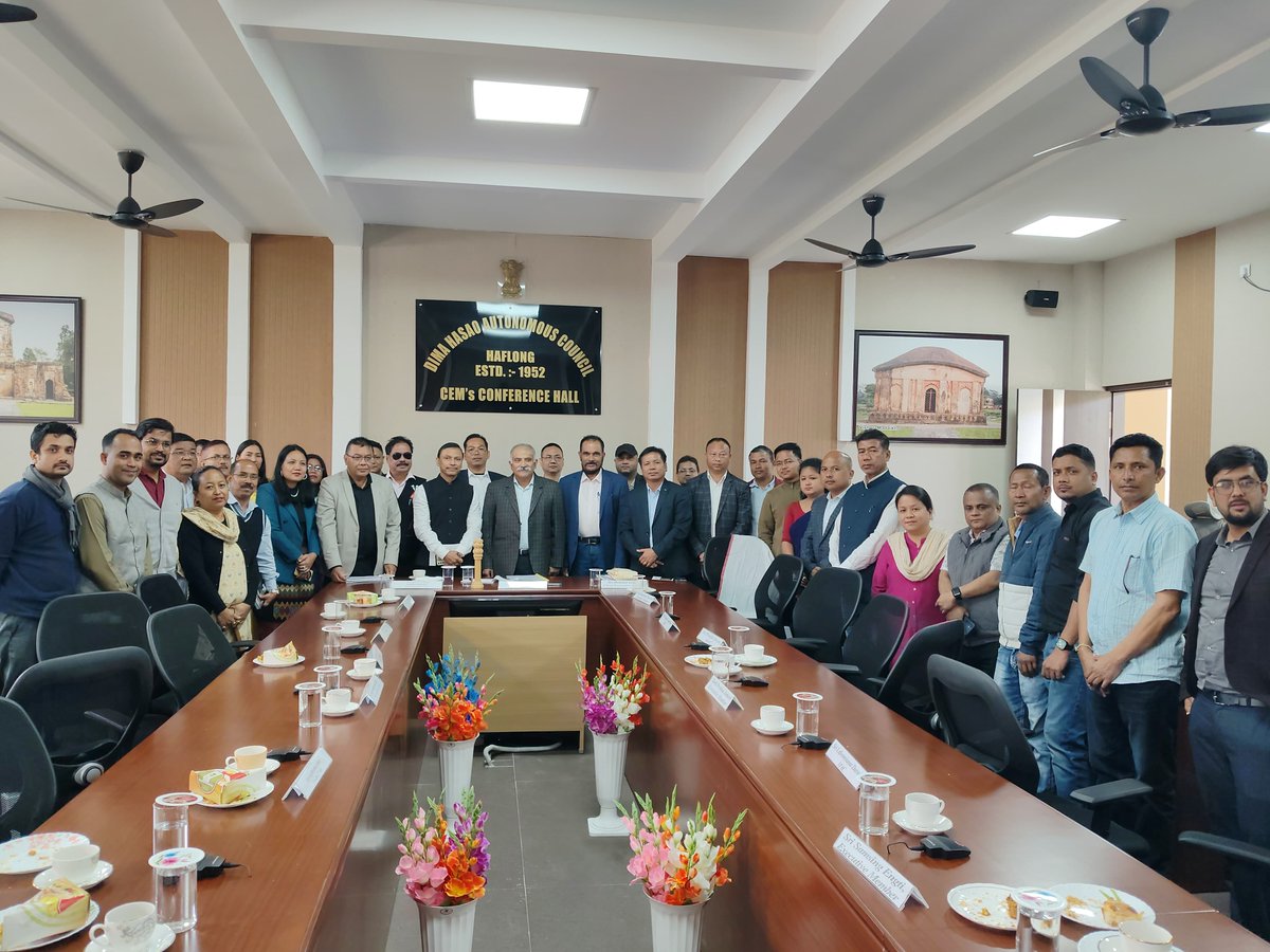 SFCAssam's tweet photo. On December 3rd &amp; 4th, 2024, a team from the 7th Assam State Finance Commission, led by Chairman Lt. Gen. (Retd.) Rana Pratap Kalita, met with representatives of PRIs &amp; ULBs in Karbi Anglong &amp; Dima Hasao districts in Diphu &amp; Haflong. #Assam #FinanceCommission #PublicEngagement https://t.co/AQg8zUAKLK
