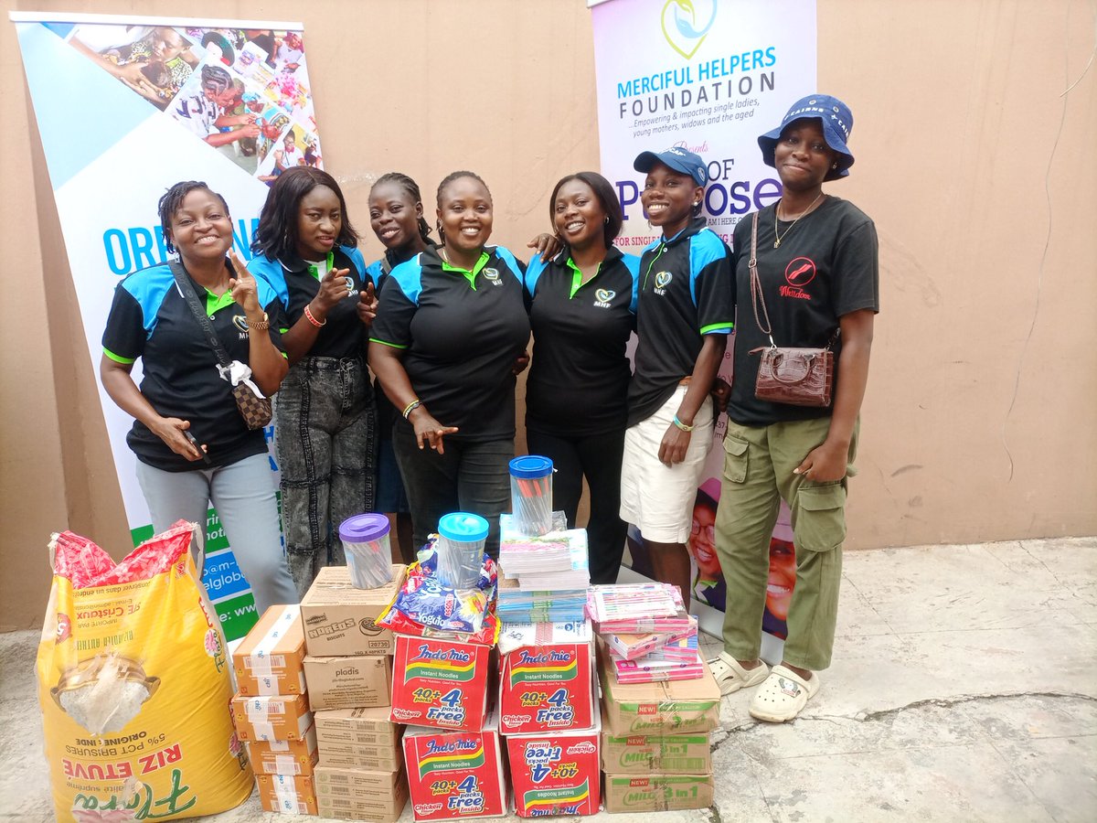 MHFounder's tweet photo. A visit in June to Love Home Orphanage, Magodo. It was an exciting time with the children and the team 💙

MHF ….empowering &amp; impacting orphans, single ladies, young mothers, widows and the aged

#MHFoundation https://t.co/Lpmkv7PhlQ