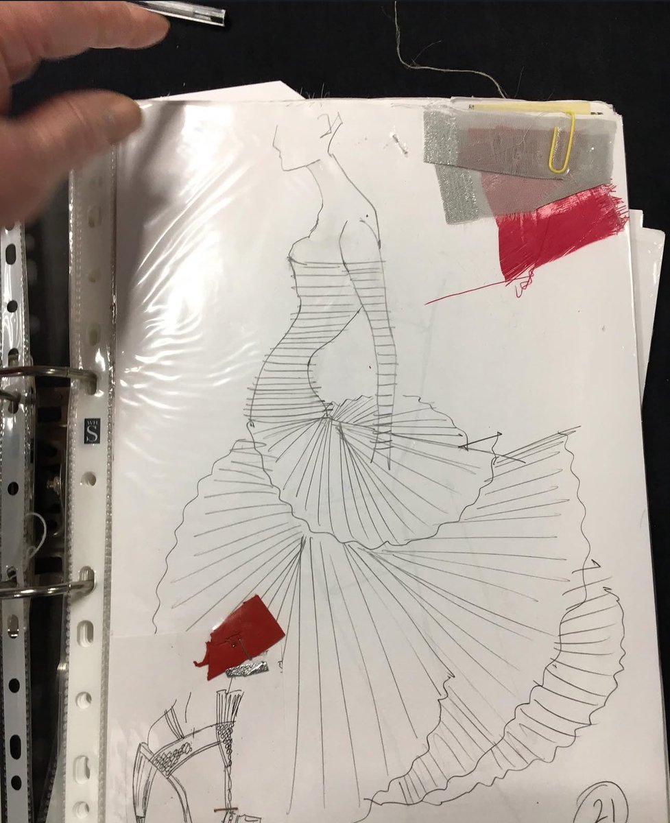 StreetFashion01's tweet image. Alexander McQueen’s Sketchbooks are currently up for auction!