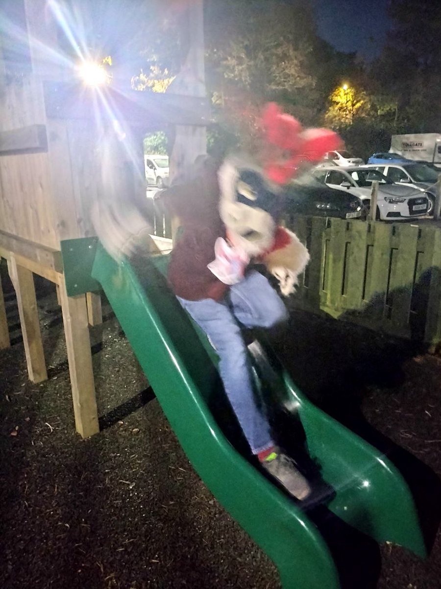 Some silly fun with <a href="/AshBlackthorn/">Ash Blackthorn</a> at furcation 24