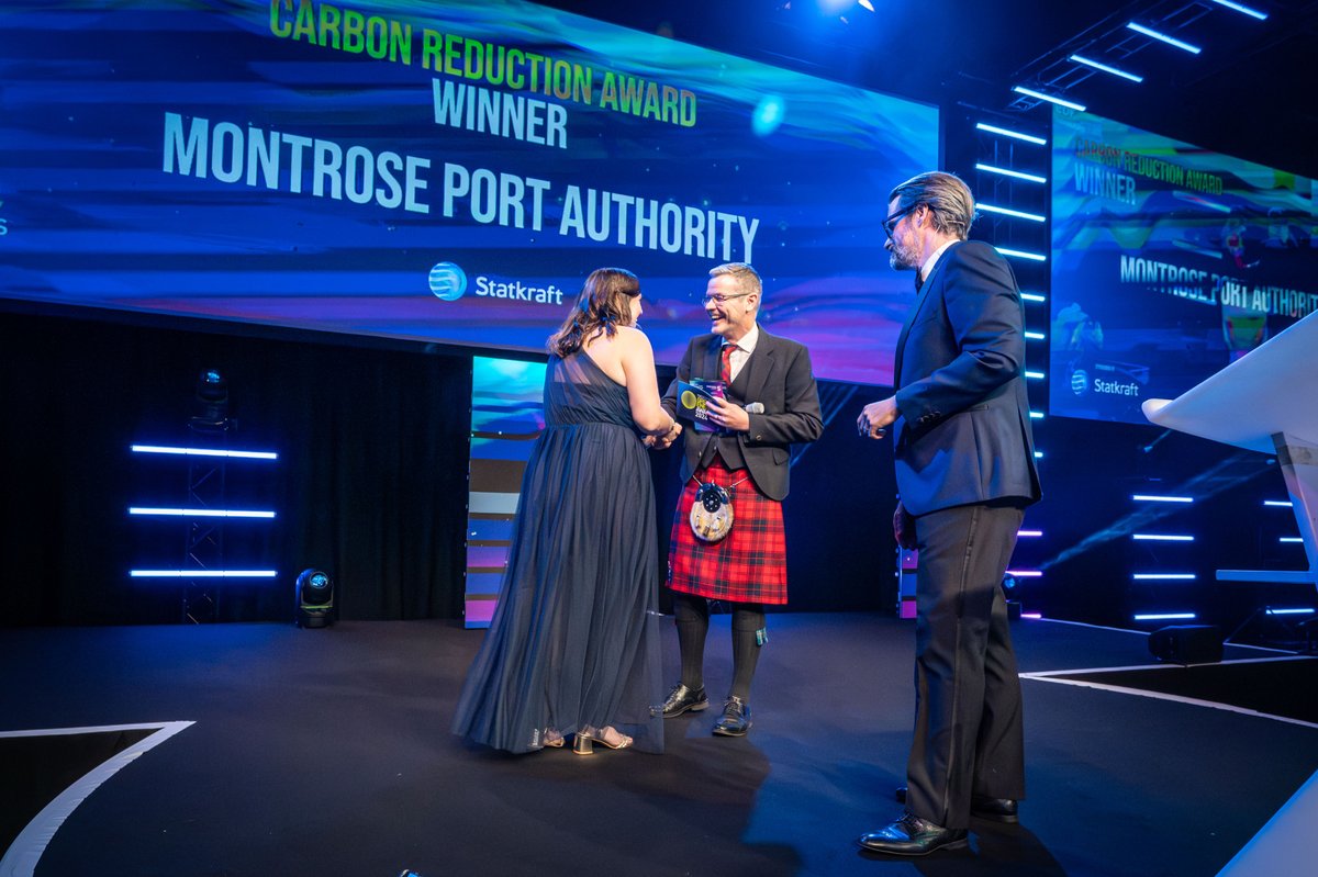 ScotRenew's tweet photo. In case you missed it, we crowned the 14 winners of #SGEA24 last Thursday.

Another huge congratulations to @montrose_port for securing the Carbon Reduction Award, sponsored by @StatkraftUK, for its shore power Plug Montrose initiative.

Press release: https://t.co/9XULYBBIkz. https://t.co/PFy05Ec4cP