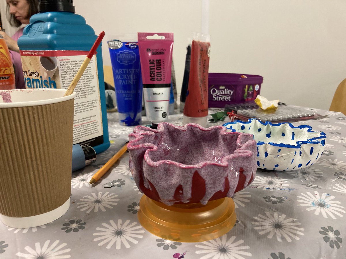 Pearls_Project's tweet image. Creative times at group, creating together chatting &amp;amp; laughing together . We try to create spaces where women can come as they are to chat, eat, get support if needed. Women have told us it’s important to have space just for them to be away from the normal hostel life sometimes.