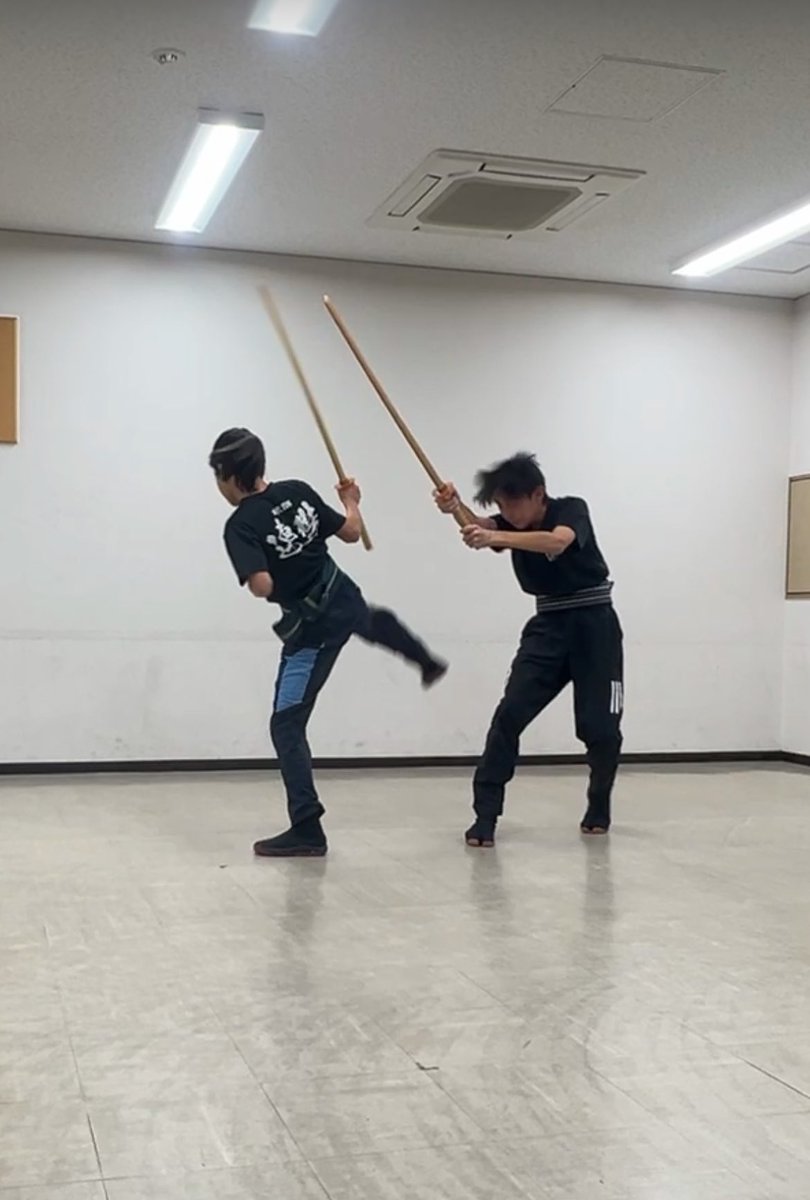 mikimikimouse74's tweet image. 昨日も殺陣稽古
沢山蹴られ、切られて上手くなるぞ❗️
#殺陣稽古