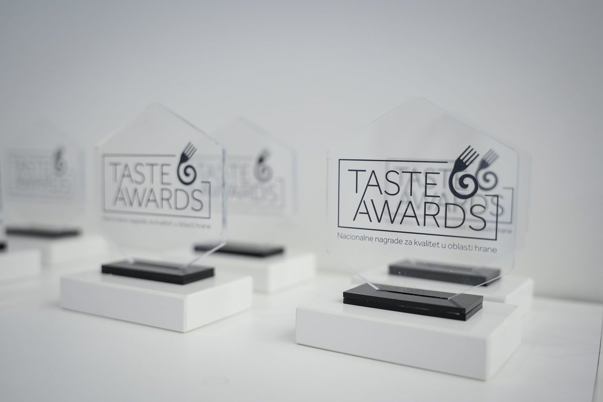 ColorMedia (@colormediacom) on Twitter photo Dodela Taste Awards 2024.
<a href="/winekovacevic/">Vinarija Kovacevic</a> <a href="/Dogmabrewery/">Dogma Brewery</a> <a href="/VVODAVODA/">VODAVODA WORLDWIDE (VODAVODAWORLDWIDE)</a> Dodela Taste Awards 2024.
<a href="/winekovacevic/">Vinarija Kovacevic</a> <a href="/Dogmabrewery/">Dogma Brewery</a> <a href="/VVODAVODA/">VODAVODA WORLDWIDE (VODAVODAWORLDWIDE)</a>