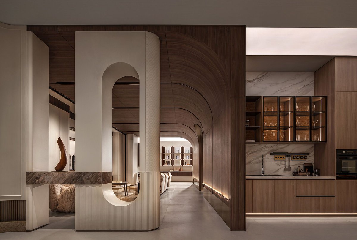 Archello's tweet image. The VARIO Shanghai Flagship Store by Yuan Shi Design redefines Haipai elegance, blending traditional craftsmanship with contemporary minimalism. 
buff.ly/4isZsir

#NeoOrientalism #HaipaiElegance #DesignFusion