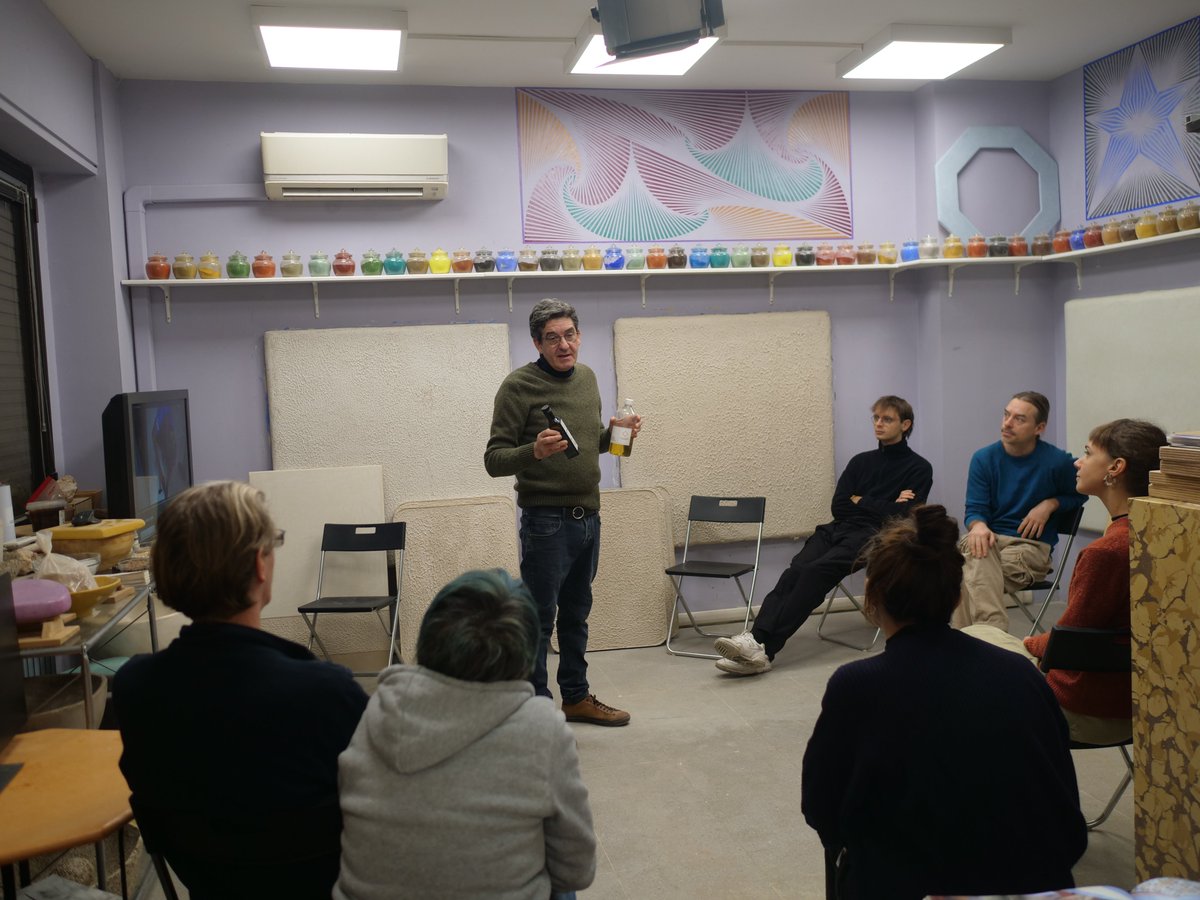 Tadelakt2's tweet photo. Alcuni scatti dal nostro ultimo corso dedicato all'antica #tecnica marocchina del #tadelakt. Un viaggio affascinante tra tradizione e #creatività, in cui i partecipanti hanno appreso l'#arte di creare #superficilisce e resistenti,

#tadelaktart #moroccanart #tadelaktoriginal https://t.co/wvoCMi9uQp