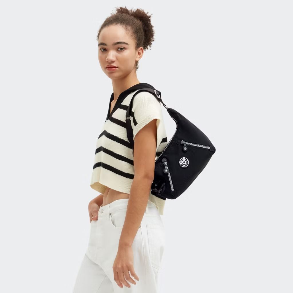 CherryPattra's tweet photo. Sale‼️ สิ้นปี กระเป๋า Kipling 

พิกัด 👉 https://t.co/eFQpJ0l0f8

#กระเป๋าkipling #กระเป๋าแฟชั่น https://t.co/06wFfTAso4