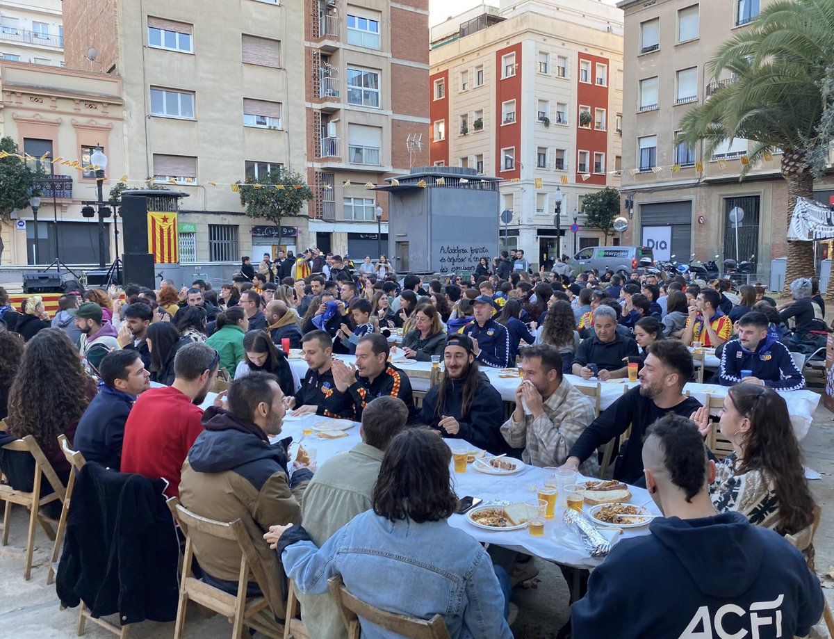 Federació Penyes UE Sant Andreu tweet media