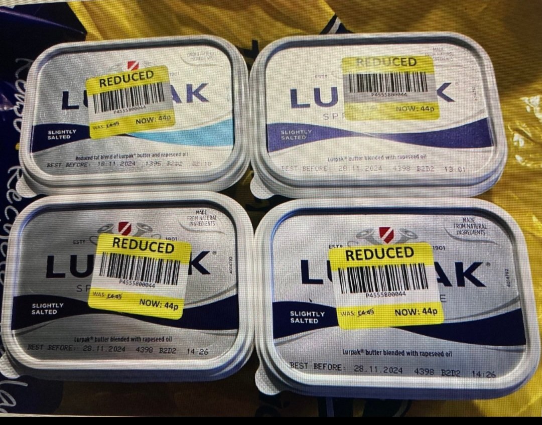 AwakenedOf's tweet photo. 44p is still 44p too much to support a disgusting company that STILL stands by it's ridiculous stance of cows causing "climate change" and is willing to experiment on animals and humans as a result of such nonsense

#boycottArla

People : do NOT stop the boycott https://t.co/AKukfmrjqv