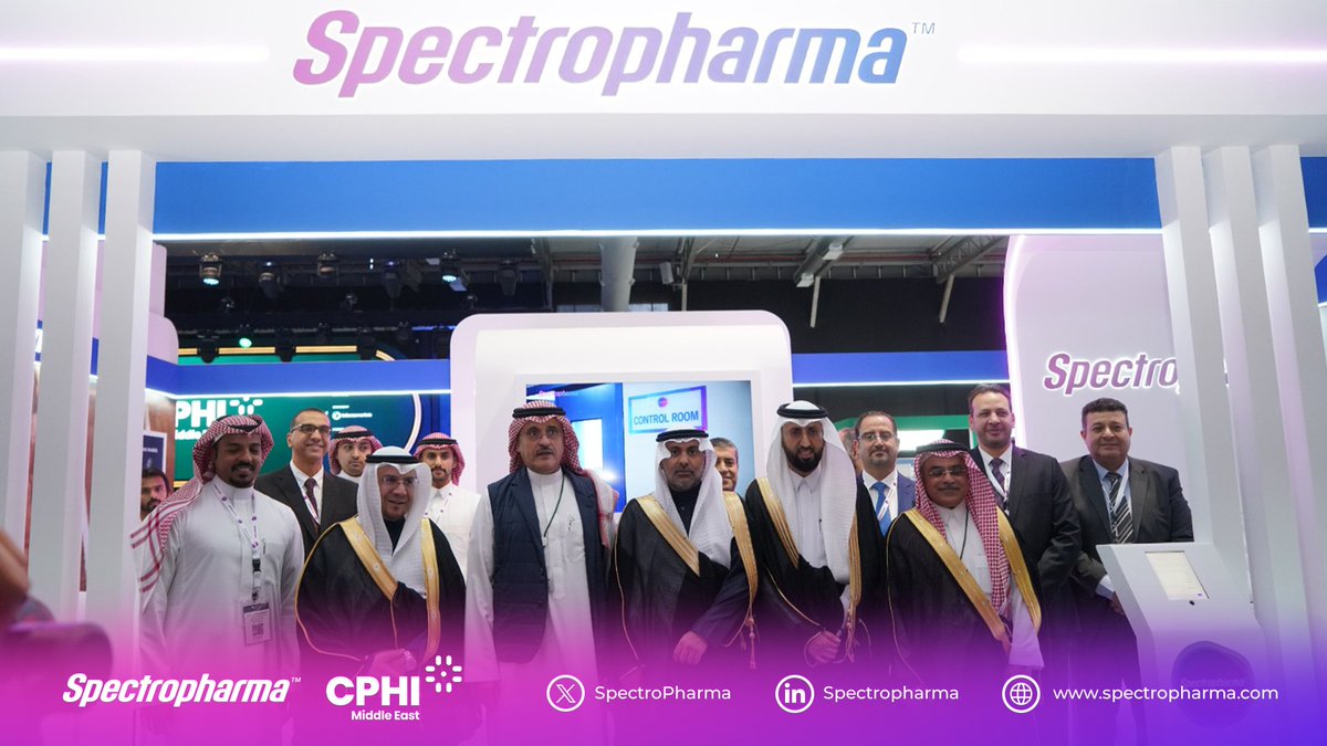 spectropharma's tweet photo. 🌟 سعدنا بزيارة معالي وزير الصحة السعودي، الأستاذ فهد الجلاجل، ومعالي رئيس هيئة الغذاء والدواء د. هشام الجضعي لجناح #سبكتروفارما في معرض #CPHIMiddleEast  الرياض، برفقة الرئيس التنفيذي م. عبدالعزيز آل الشيخ، حيث تم استعراض خطط الشركة المستقبلية لدعم القطاع الدوائي في المملكة.

@spectropharma