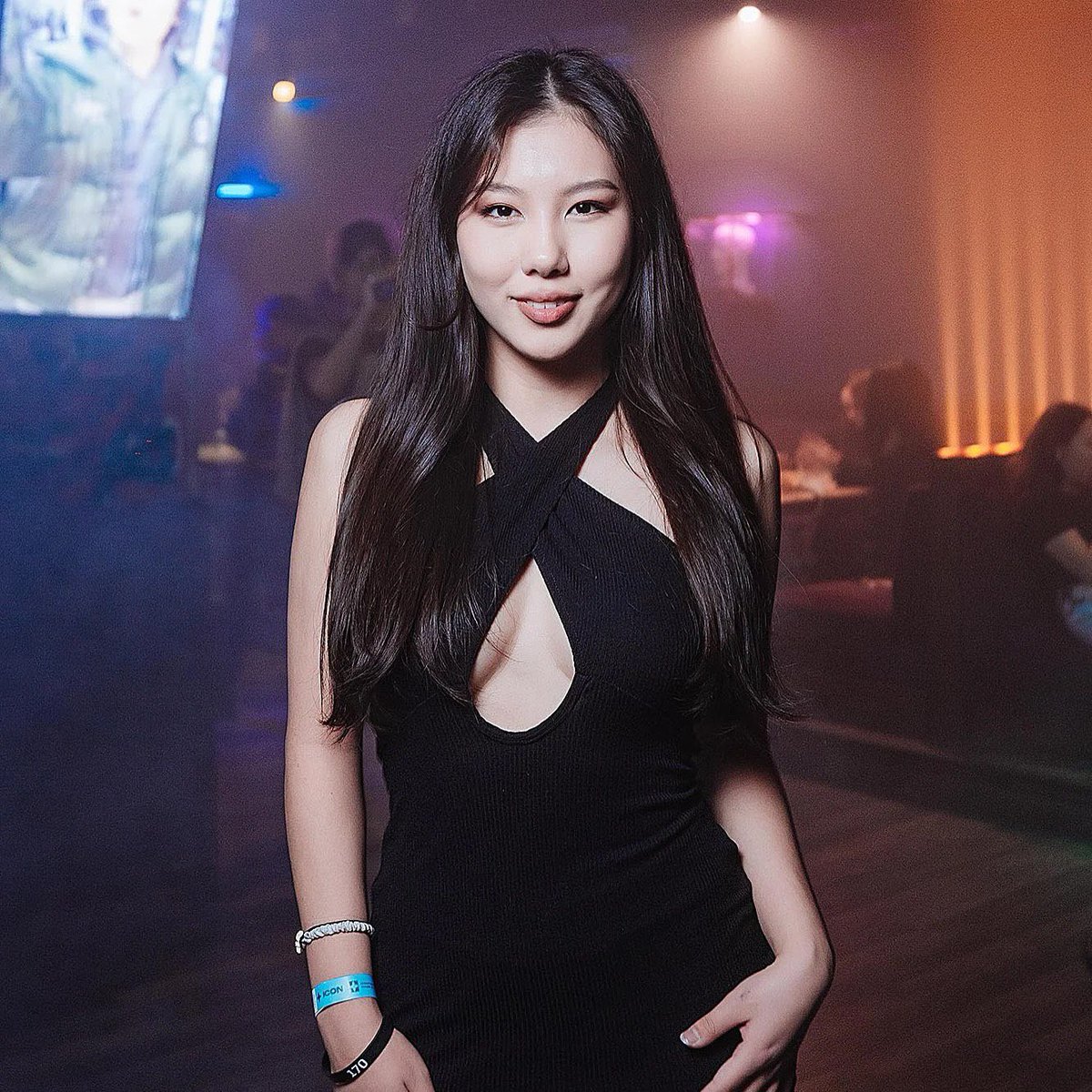 ICON BAR tweet media