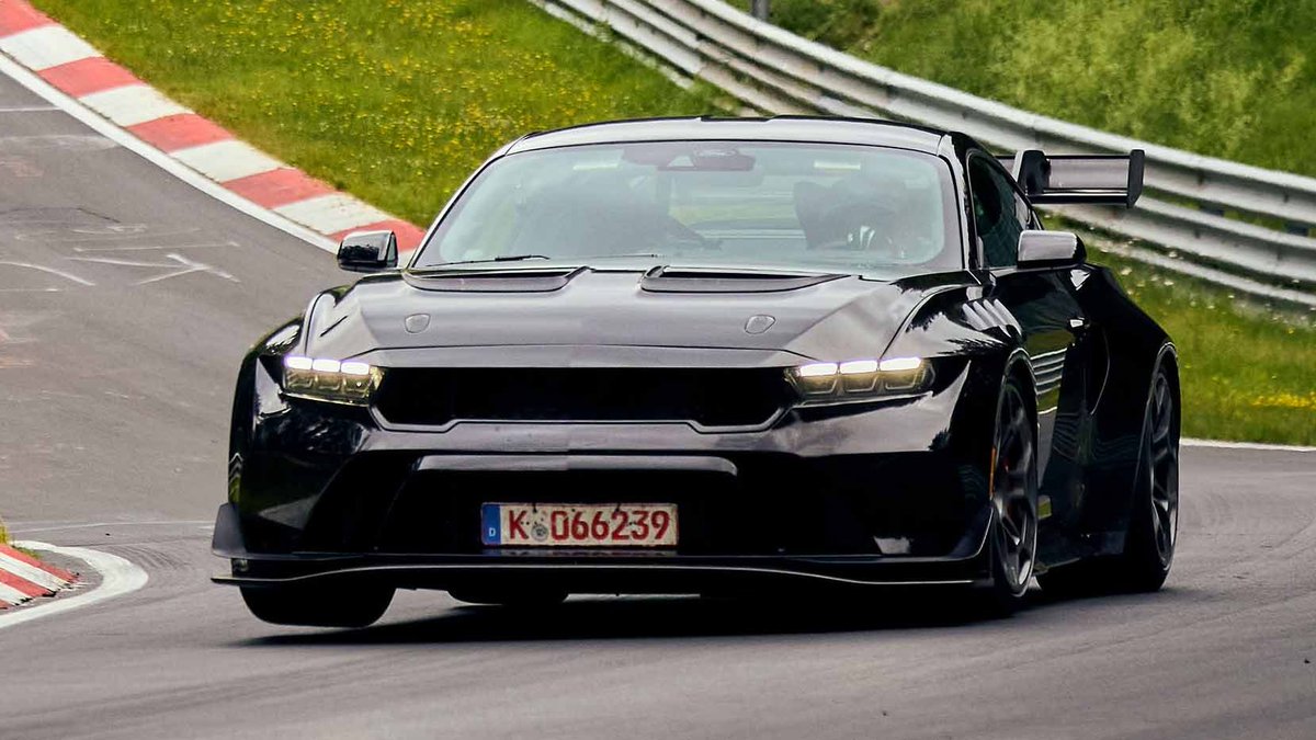 The Ford Mustang GTD is now the fastest American car around the Nürburgring ➡️ top-gear.visitlink.me/KaX0Ve