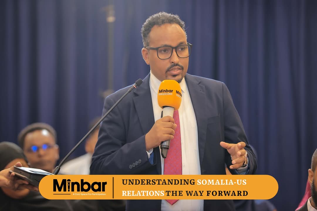 KJimale's tweet photo. Pleasure to have participated in the town hall civic engagement session of @minbarSpace with Amb. Richard H Riley of @US2Somalia.
#Somalia must focus on its internal politics to succeed but also should be able to count on the support of its friends.
#MinbarTalks
#MinbarUSSomalia https://t.co/CwYrgXX8eY