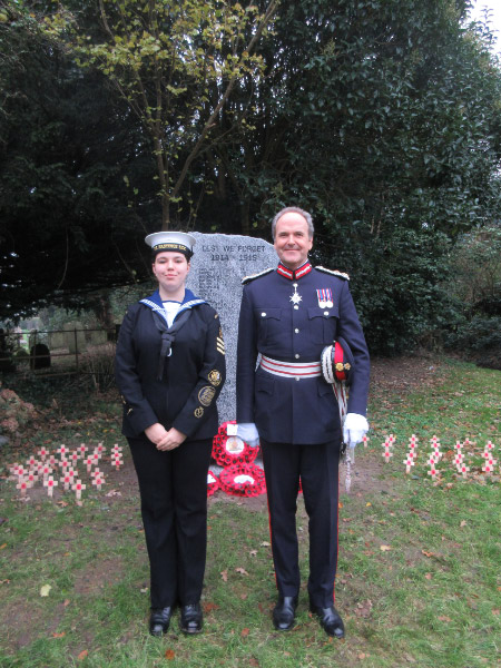 The Lord-Lieutenant, accompanied by Leading Cadet Hornsby, recently unveiled a new war memorial in #Fairlight. The war memorial is inscribed with the names of 48 local men and women who lost their lives in WWI and WWII. 

#EastSussex #Remembrance