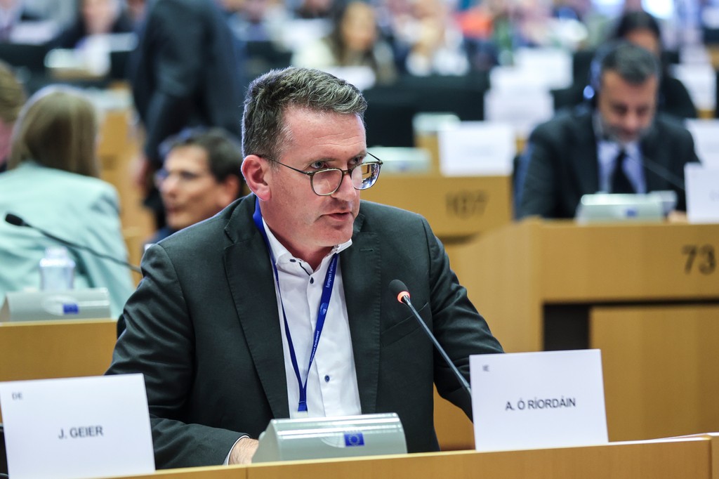 Labour slams delay on Minimum Wage Directive

"The directive’s purpose is clear: to set a minimum floor of protections for workers." Aodhán Ó Ríordáin MEP

Read more: labour.ie/news/2024/12/1…