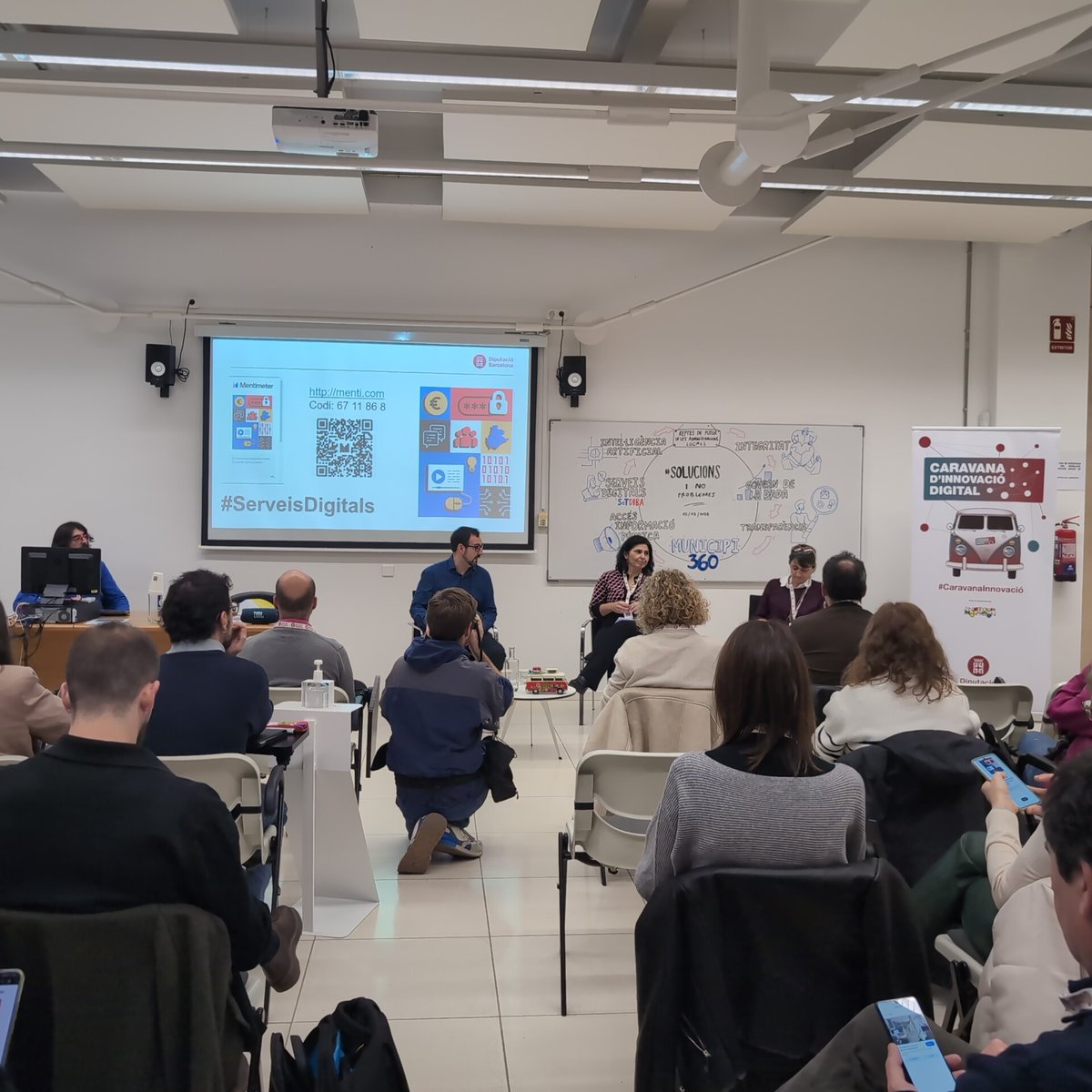 municipidigital's tweet photo. 📢 Comencem la sessió #Municipi360! #ServeisDigitals #InnovacióPública #DadesObertes #Transparència #IA #AccésInformacióPública #SeTDIBA 🚀🔝🔝🔝 #Som311 https://t.co/hFMqubSxtk