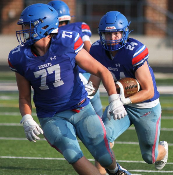 Perez_Sports's tweet photo. Breaking 🚨🏈

Bay's Division IV All-Ohioans:
- Liam Albright, 2nd
- Rocco Ereditario, 3rd

@BayAthletics @MJournalSports https://t.co/19O8a3QLEI