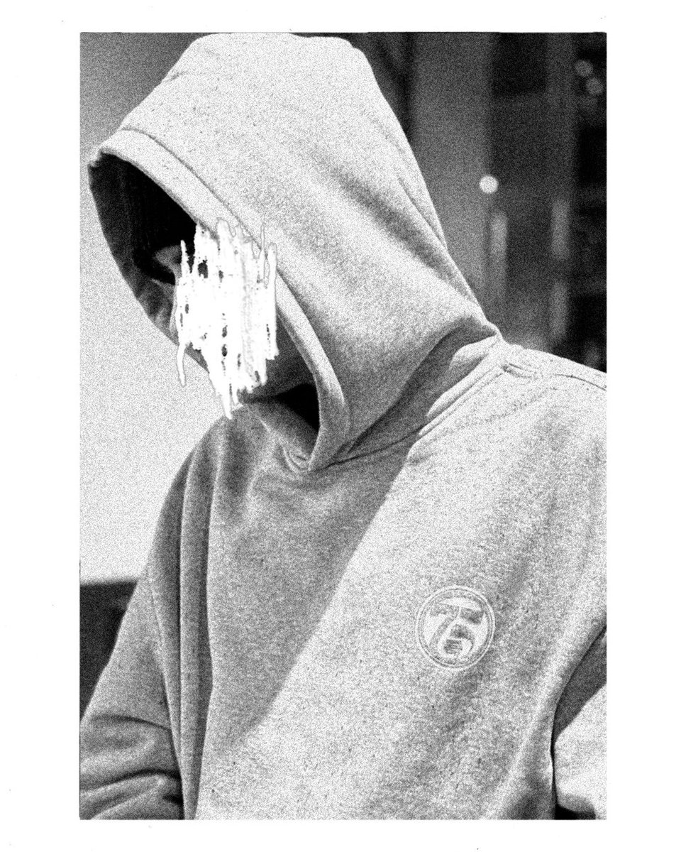 NOUVEL HOODIE DISPO 

🌐 75esession.bigcartel.com