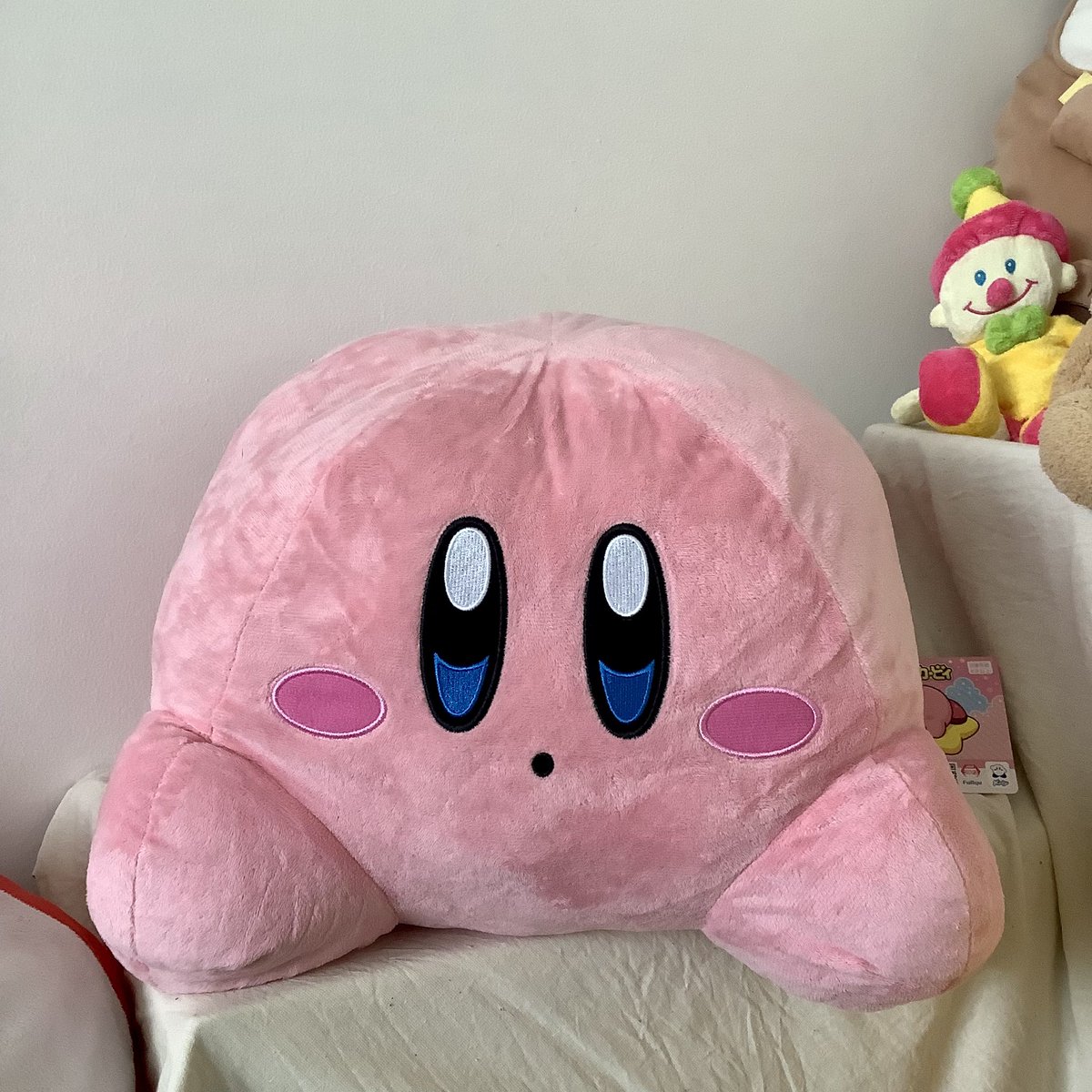 lillyshyy's tweet image. Plush toy Kirby
ไซซ์ใหญ่ เนื้อนุ่มแน่น มีรอยเปื้อนนิดหน่อย ทำความสะอาดได้งับ 
⭐️ 200฿
#ตุ๊กตามือสอง #kirbyplush #tokyodisneyland #ตลาดนัดเคอร์บี้ #ตลาดนัดkirby #tokyodisney #โตเกียวดิสนีย์ #toystory4 #เบาะหมาแมว #เคอร์บี้ #kirbydoll #ตลาดนัดรวมด้อม #ดิสนีย์ #kirby #ตุ๊กตาเคอร์บี้