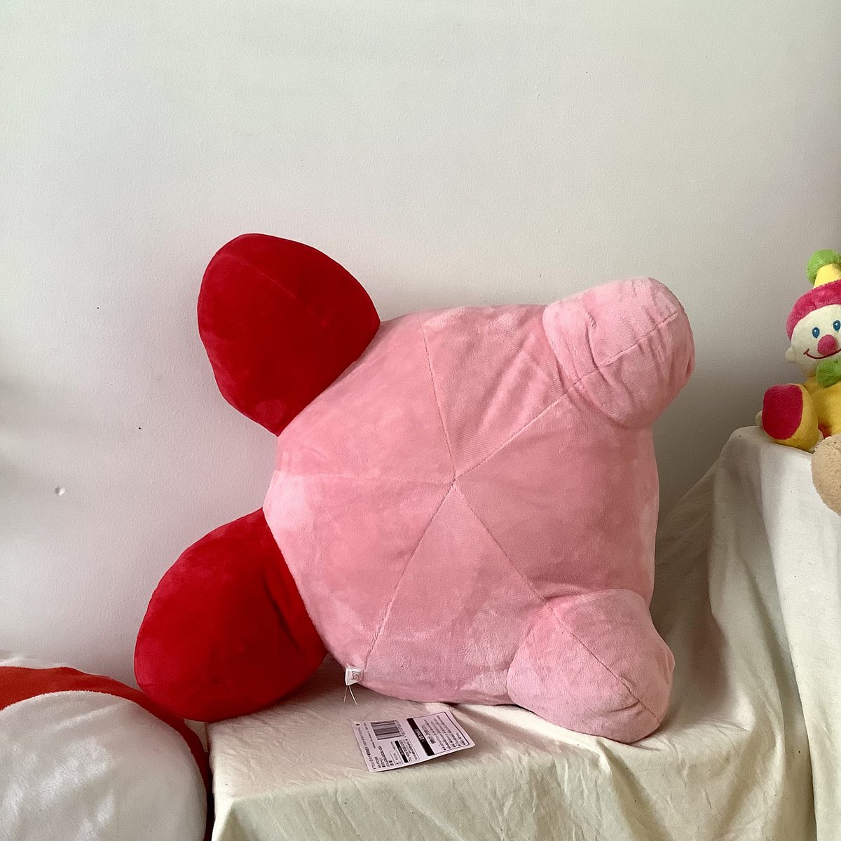 lillyshyy's tweet image. Plush toy Kirby
ไซซ์ใหญ่ เนื้อนุ่มแน่น มีรอยเปื้อนนิดหน่อย ทำความสะอาดได้งับ 
⭐️ 200฿
#ตุ๊กตามือสอง #kirbyplush #tokyodisneyland #ตลาดนัดเคอร์บี้ #ตลาดนัดkirby #tokyodisney #โตเกียวดิสนีย์ #toystory4 #เบาะหมาแมว #เคอร์บี้ #kirbydoll #ตลาดนัดรวมด้อม #ดิสนีย์ #kirby #ตุ๊กตาเคอร์บี้