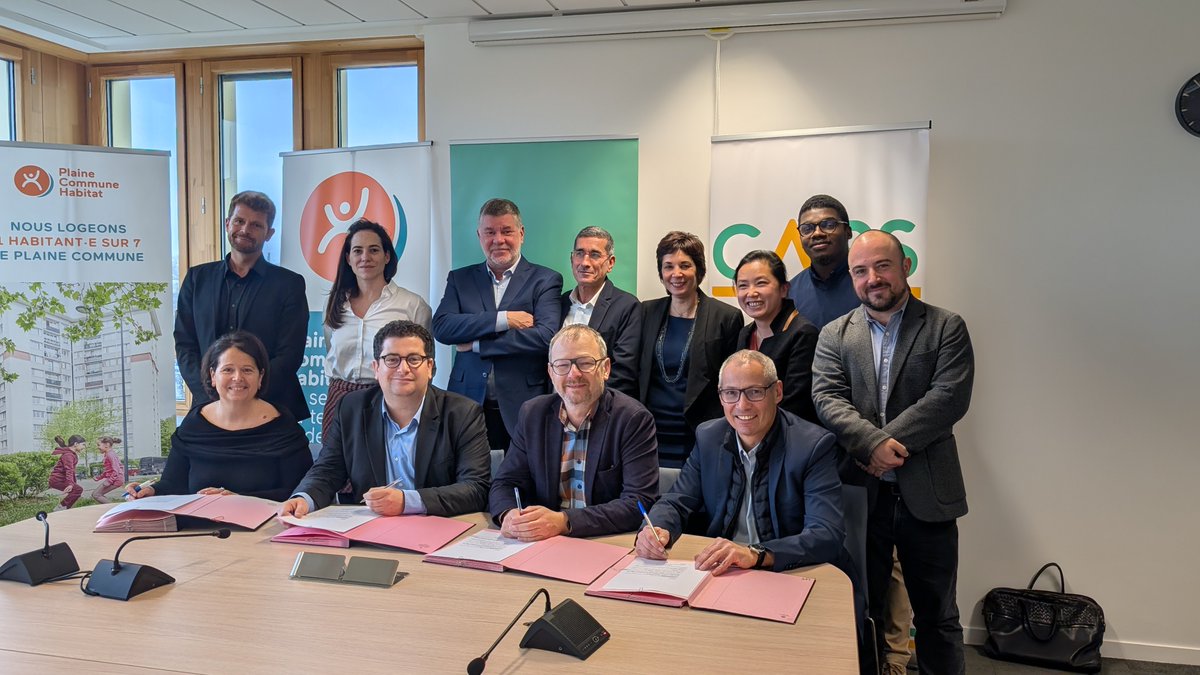 Seqens (@seqensofficiel) on Twitter photo ✍️ Une signature qui marque une étape clé pour l’accès au logement abordable en <a href="/inssd93/">IN SEINE-SAINT-DENIS</a>.
Dans le cadre d'une opération en Bail Réel Solidaire (#BRS) #SeqensAccession est fière d’annoncer la signature d’une opération de 41 logements portée par l’OFS de <a href="/PlaineCommune/">Plaine Commune</a>, en ✍️ Une signature qui marque une étape clé pour l’accès au logement abordable en <a href="/inssd93/">IN SEINE-SAINT-DENIS</a>.
Dans le cadre d'une opération en Bail Réel Solidaire (#BRS) #SeqensAccession est fière d’annoncer la signature d’une opération de 41 logements portée par l’OFS de <a href="/PlaineCommune/">Plaine Commune</a>, en